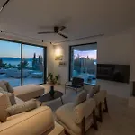 Elia Cove Luxury & Residences Corinth