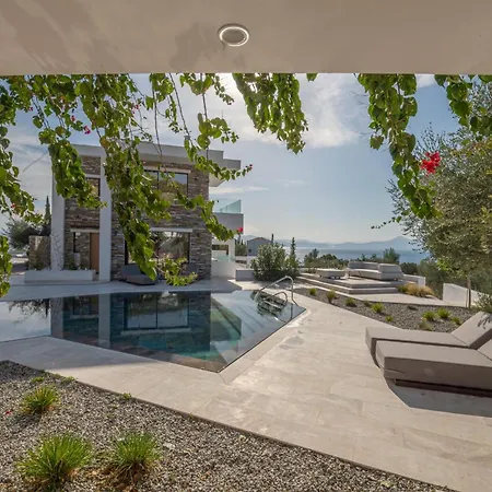 Elia Cove Luxury & Residences * Korinth