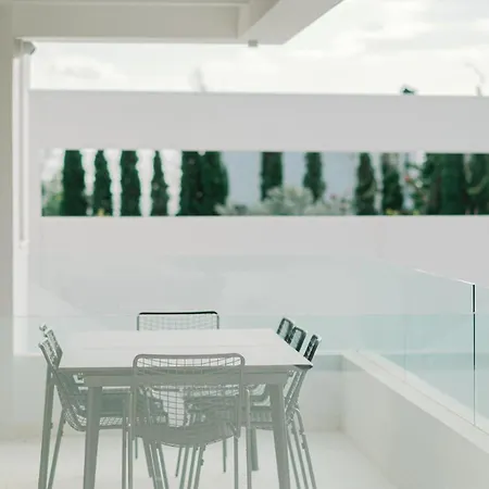 Villa Elia Cove Luxury & Residences *