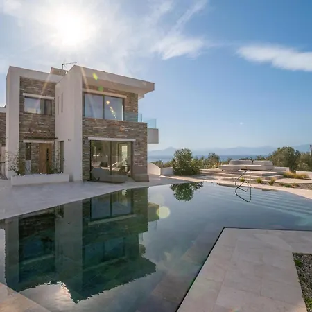 Elia Cove Luxury & Residences *