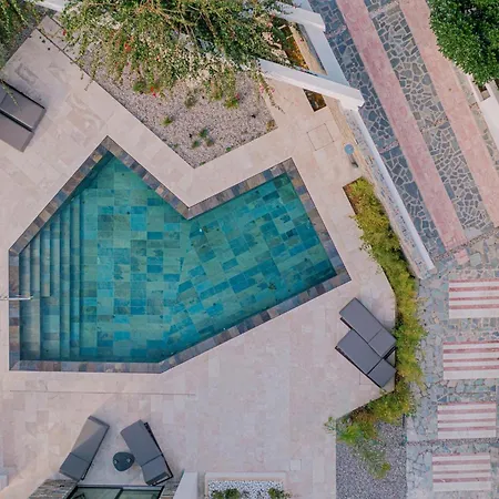 Elia Cove Luxury & Residences Villa *
