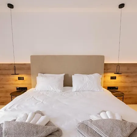 Elia Cove Luxury & Residences