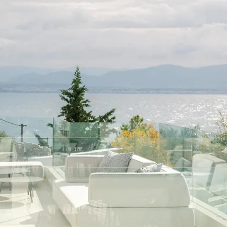Villa Elia Cove Luxury & Residences