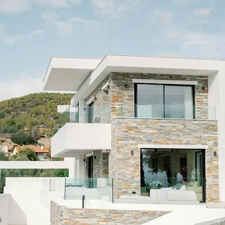 Elia Cove Luxury & Residences Villa