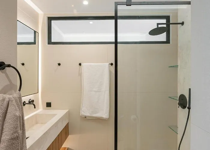 Elia Cove Luxury & Residences Corinth