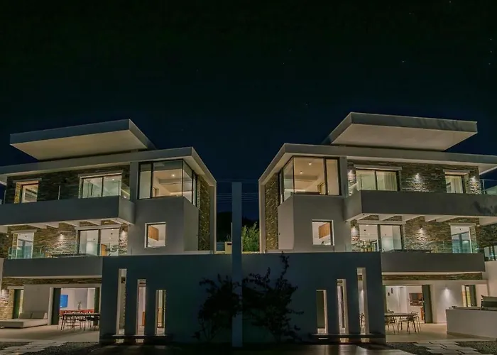 Elia Cove Luxury & Residences Villa *