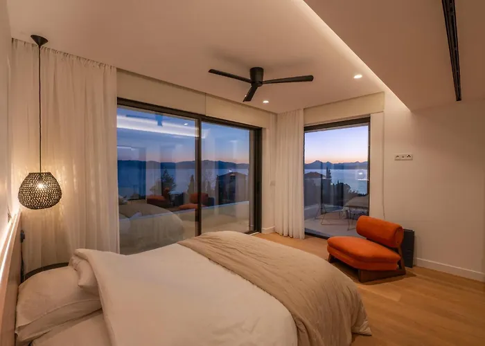 Elia Cove Luxury & Residences Corinth