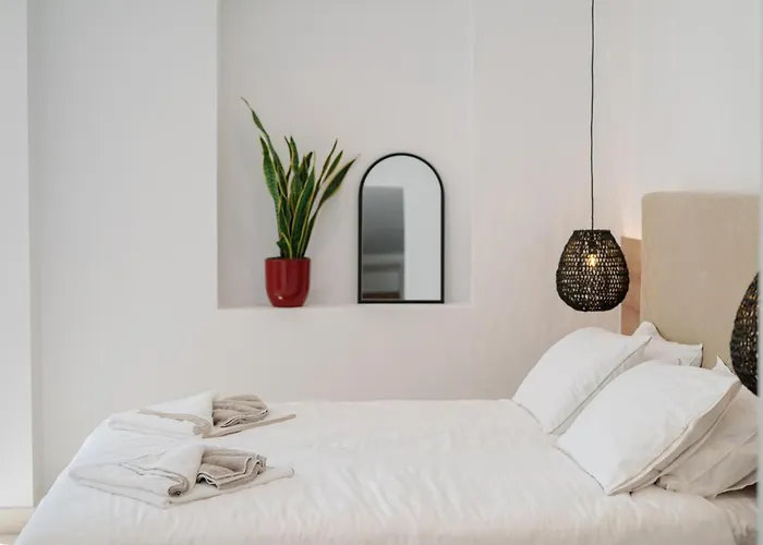 Elia Cove Luxury & Residences