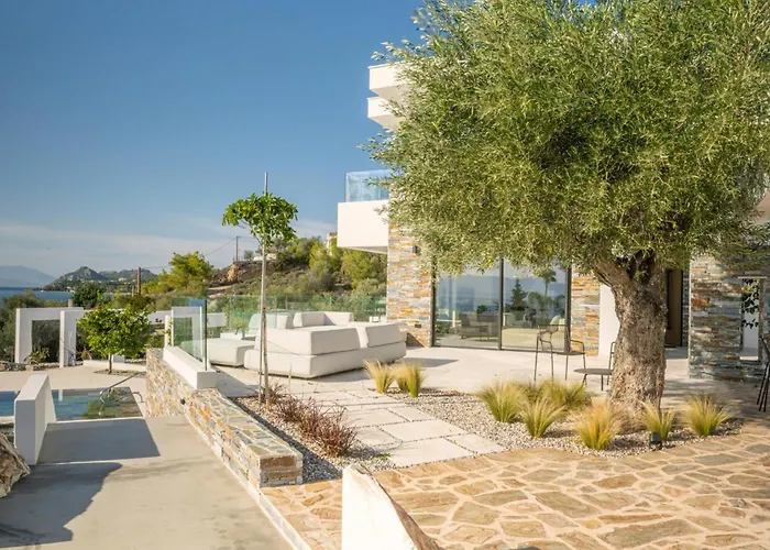 Elia Cove Luxury & Residences Villa *