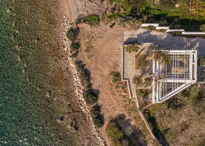 Elia Cove Luxury & Residences