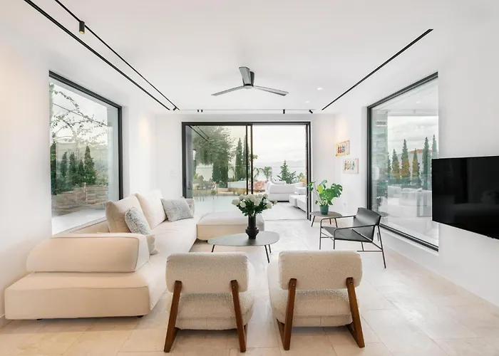 别墅 Elia Cove Luxury & Residences *