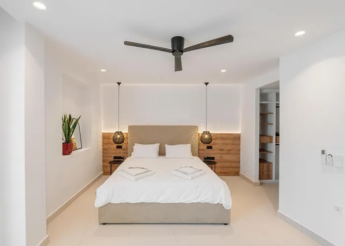 Elia Cove Luxury & Residences 别墅 Corinth