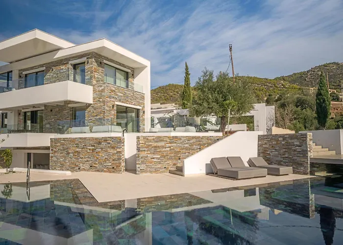 Elia Cove Luxury & Residences Corinth